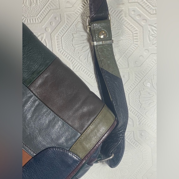 Multicolor Patchwork Crossbody Bag - Picture 8 of 14